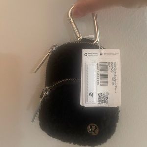 COPY - Lululemon - Nano Clip backpack Fleece - BLAC NWT